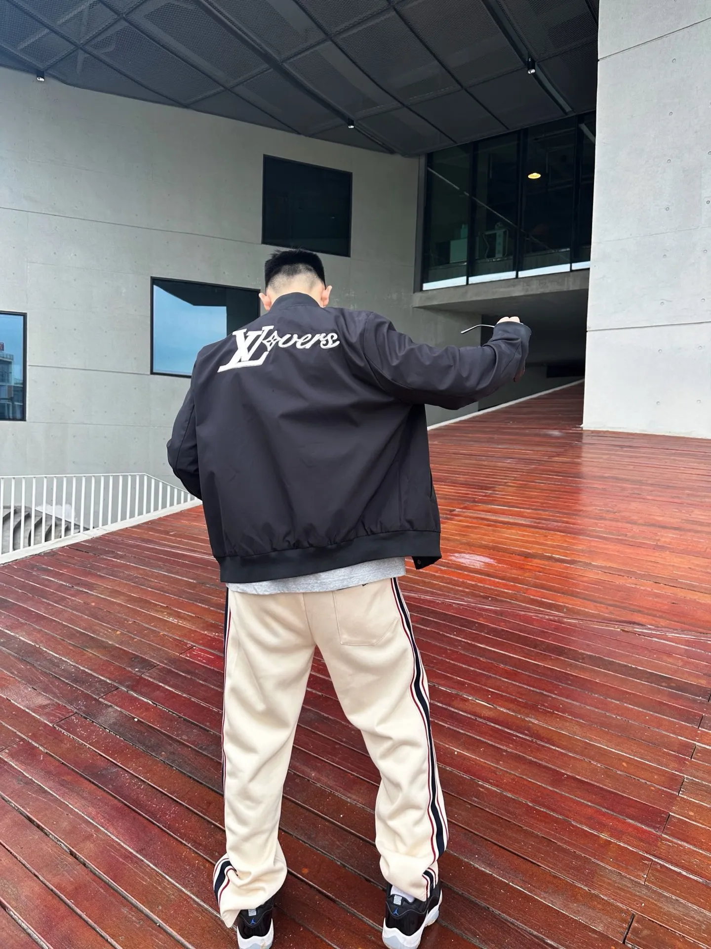 Louis Vuitton/Louis Vuitton embroidered lettering baseball jacket